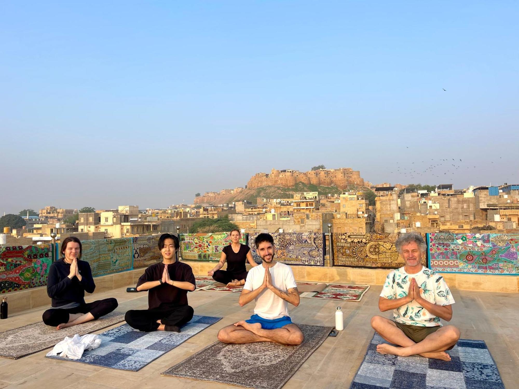 Jaisalmer Hostel Crowd מראה חיצוני תמונה